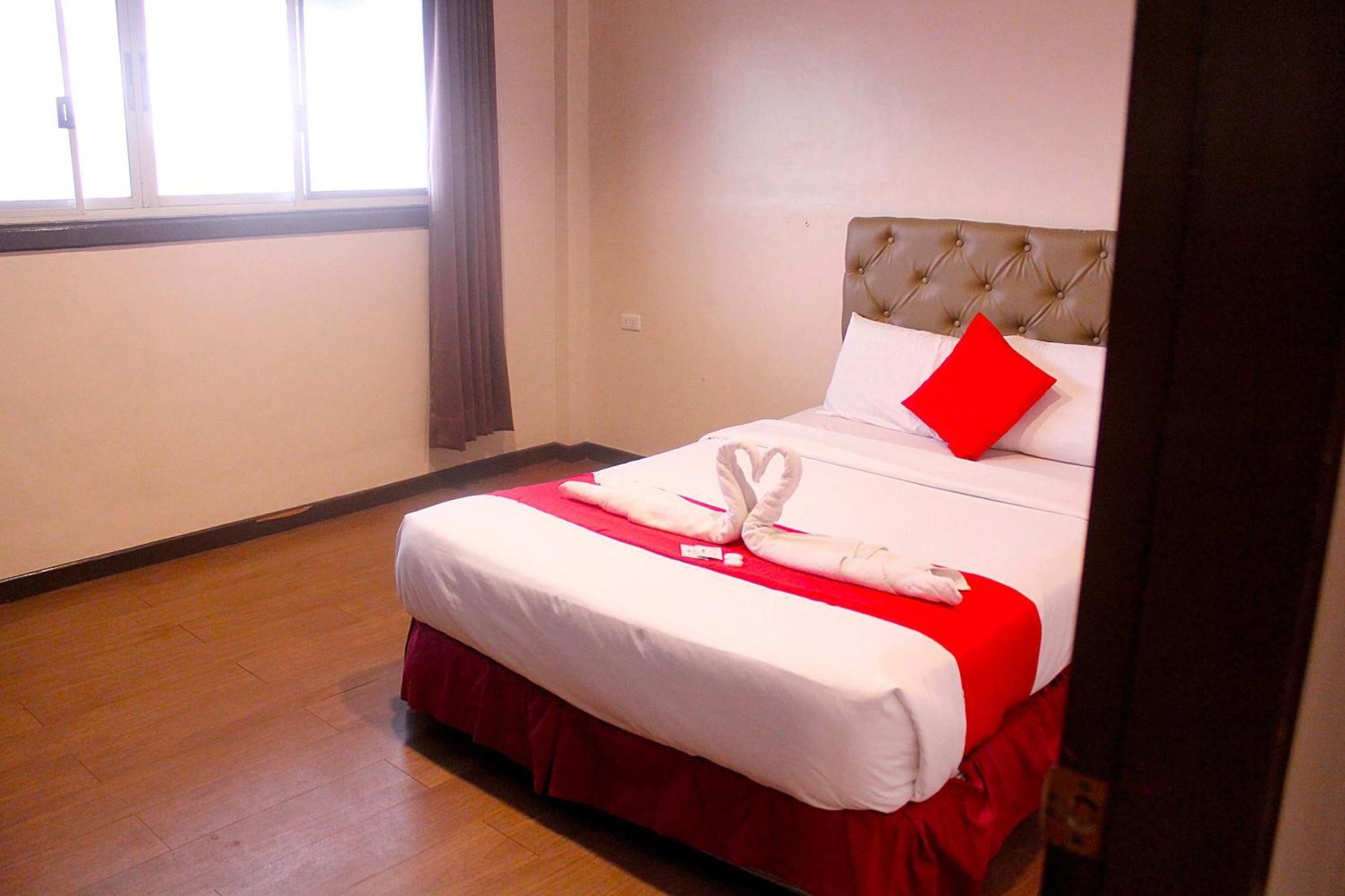 The Humbertos Hotel Davao City Екстериор снимка